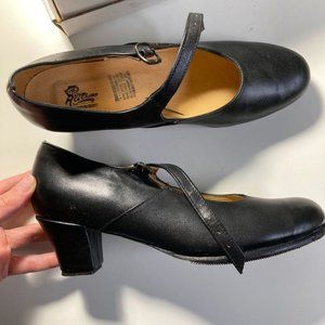 Leather flamenco Folklorico dance shoe 9.5 NIB